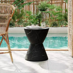 Christopher Knight Home Urkta Table d'appoint en béton léger en forme de sablier, marbre noir