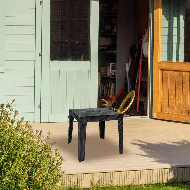 Tavolino da Esterno Sunnydaze Resistente alle Intemperie con Piano a Doghe in Finto Legno - 42 cm Quadrato - Nero