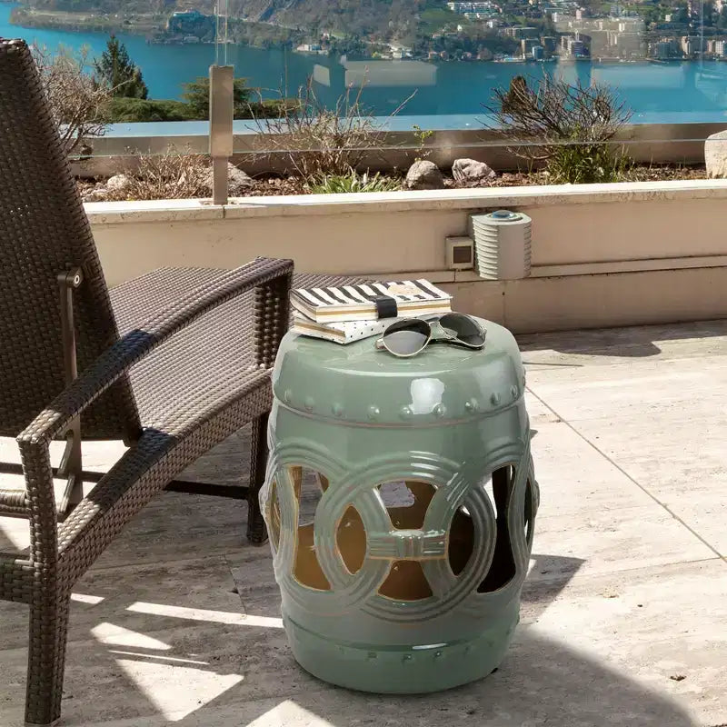 NAYSAYE Tavolino da divano con design a traforo, Tavolino decorativo per casa, prato, giardino, patio, verde, 11,5*17,25*11,5