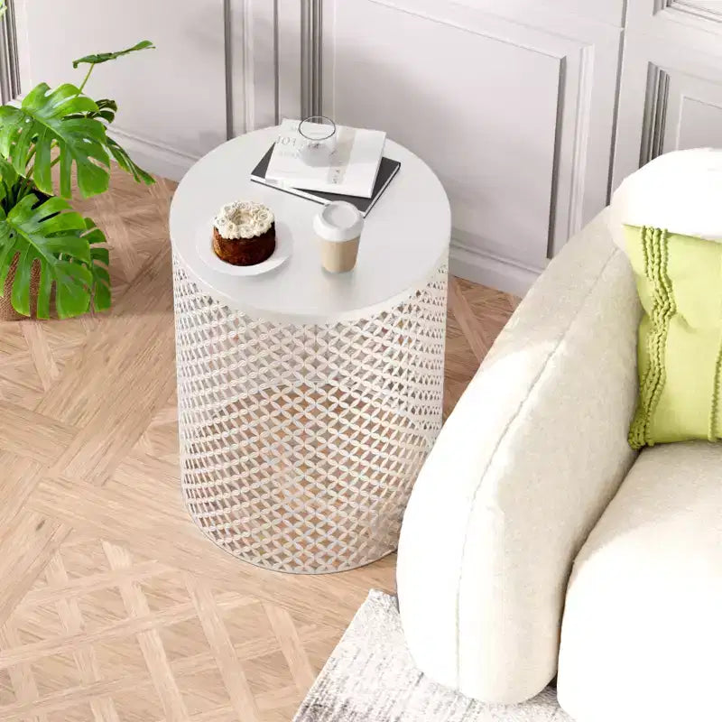 NAYSAYE Tavolino da Giardino, Set di 2 Tavolini Rotondi in Metallo con Design a Rete, per Patio, Terrazzo, Giardino, Bordo Piscina, Bianco, 14.5*14.5*19.25