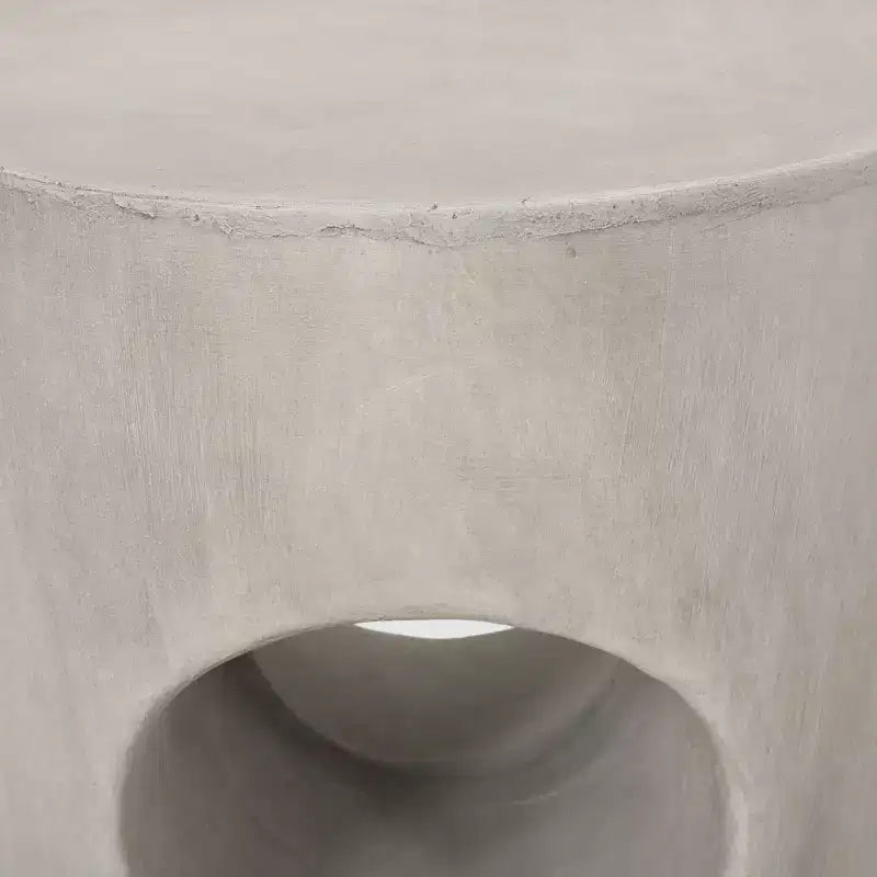 NAYSAYE Table d'appoint de patio Sirius avec design de tambour rond pour usage extérieur, gris, 14,5*14,5*18,5