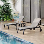 Set di 3 sedie a sdraio da patio con tavolino, sedie a sdraio regolabili con ruote, set di 3 sdraio da esterno per piscina