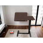 Tavolino da Letto Regolabile in Altezza con Ruote, Tavolo Comodino Inclinabile per Poltrona Reclinabile, Design Ergonomico, Pieghevole e Facile da Spostare