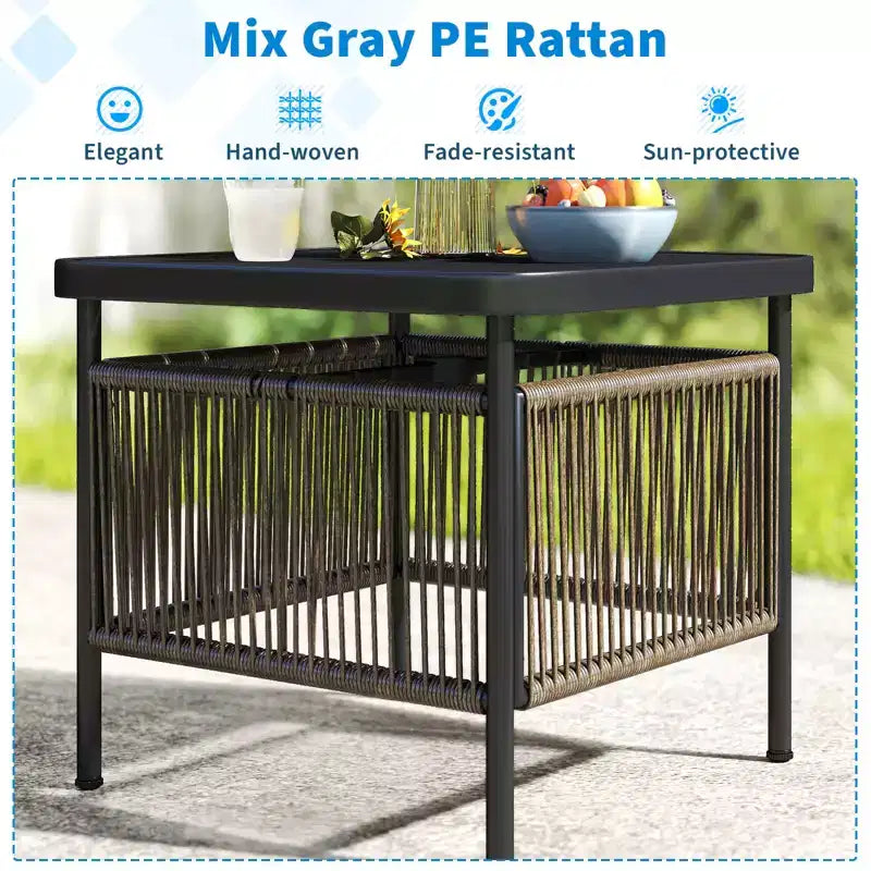 Costway Table d'appoint carrée en rotin PE tressé avec trou pour parasol de 4 cm