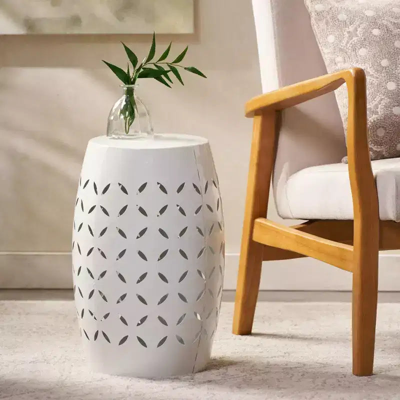 TUYOHW 30 cm Tavolino da Patio Cilindrico, Tavolino da Esterno con Motivo Floreale Intagliato al Laser per Cortile, Piscina, Compagno da Interno