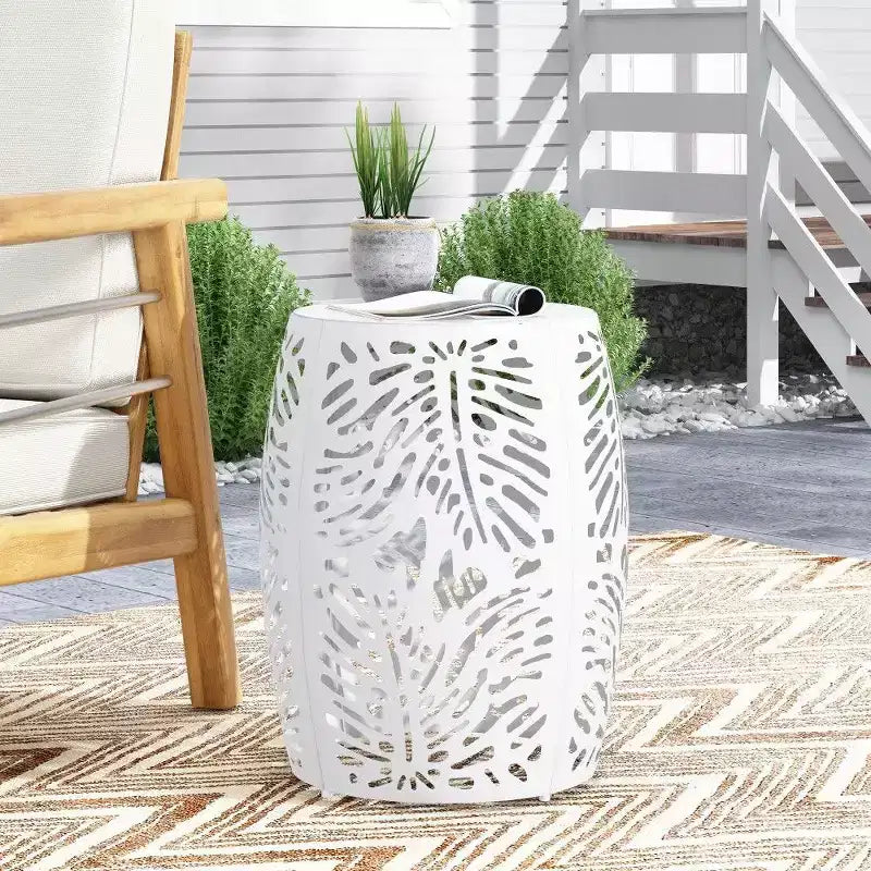 TUYOHW Table d'appoint de patio ronde moderne, 33,6 cm, en fer, pour jardin, piscine, compagnon d'intérieur, durable et stable