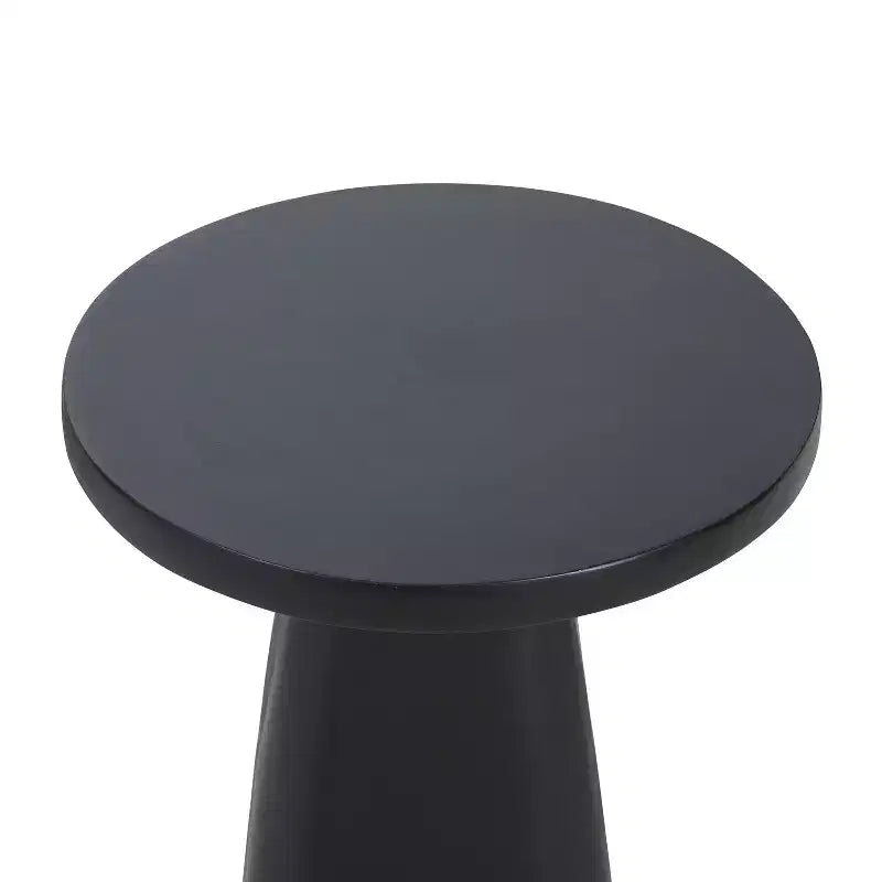 Christopher Knight Home Mio Table d'appoint moderne ronde en béton léger avec pieds coniques