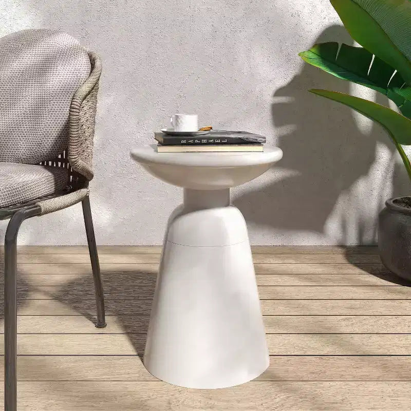 TUYOHW 15 Tavolino Moderno da Esterno con Design Circolare, Tavolino Laterale in Metallo per Patio Elegante, Tavolino da Caffè Piccolo per Giardino, Balcone, Portico