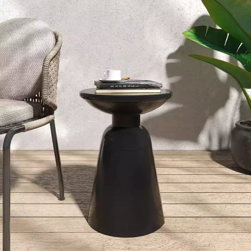 TUYOHW 15 Tavolino Moderno da Esterno con Design Circolare, Tavolino Laterale in Metallo per Patio Elegante, Tavolino da Caffè Piccolo per Giardino, Balcone, Portico