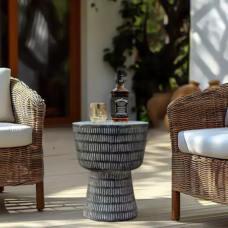 LuxenHome Tavolino da Esterno, Tavolino Rotondo da 15 con Motivo a Spirale, Tavolino d'Appoggio per Esterni e Interni, Tavolini da Caffè per Patio