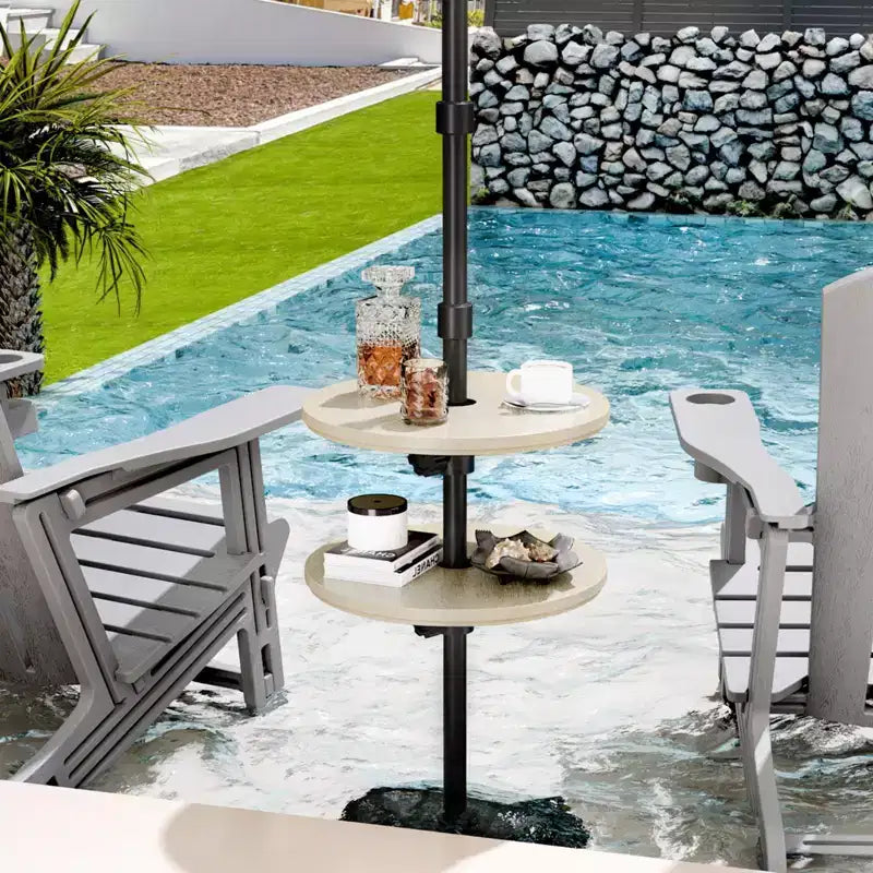 NAYSAYE Vassoio da Tavolo Regolabile per Ombrellone da Esterno, Confezione da 2, Tavolo Rotondo da 14,8 Pollici per Ombrellone da Patio con Foro, Vassoio Portatile da Giardino a Bordo Piscina per Palo da 1,5 Pollici