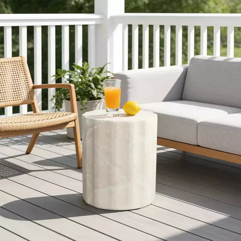 LuxenHome Tavolino da Esterno da 17,7, Tavolino Rotondo da Esterno Effetto Marmo, Piccolo Tavolino da Patio per Balcone, Giardino