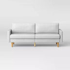 Canapé-lit futon moderne du milieu du siècle de 78 po gris clair – Room Essentials™ (assemblage requis)