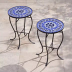 Teal Island Designs Tables d'appoint rondes extérieures modernes noires de 35,5 cm de large, lot de 2, plateau mosaïque bleu clair, pour porche avant, patio, maison