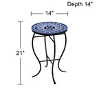 Teal Island Designs Tables d'appoint rondes extérieures modernes noires de 35,5 cm de large, lot de 2, plateau mosaïque bleu clair, pour porche avant, patio, maison