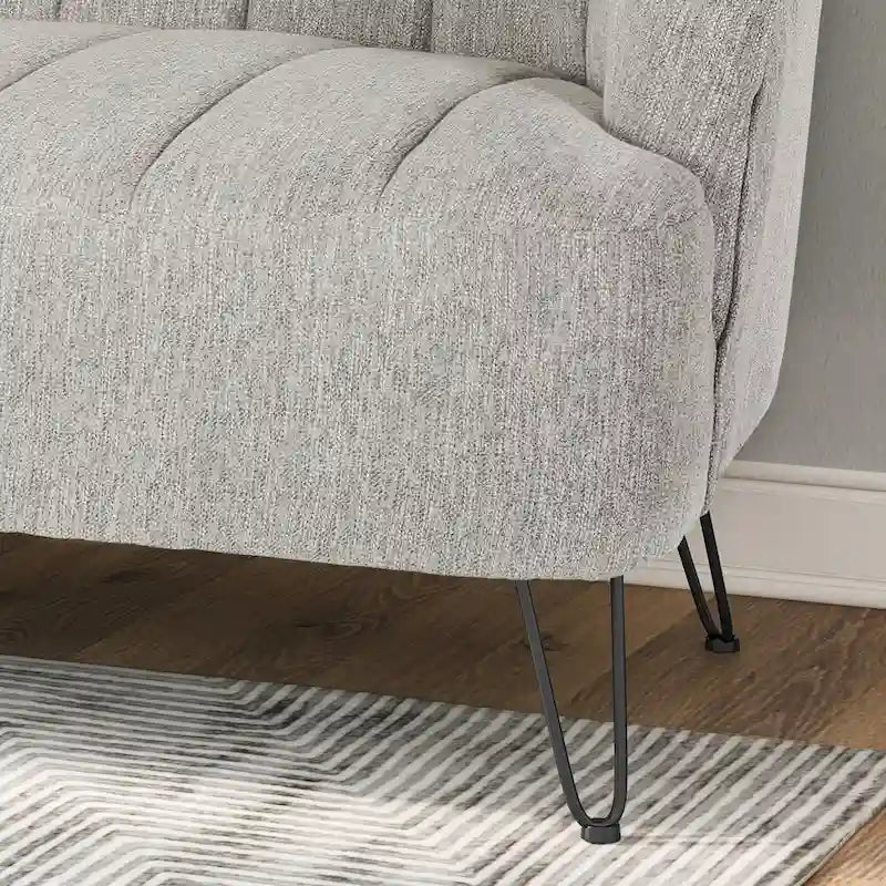 Divanetto moderno in tessuto con gambe a forcina