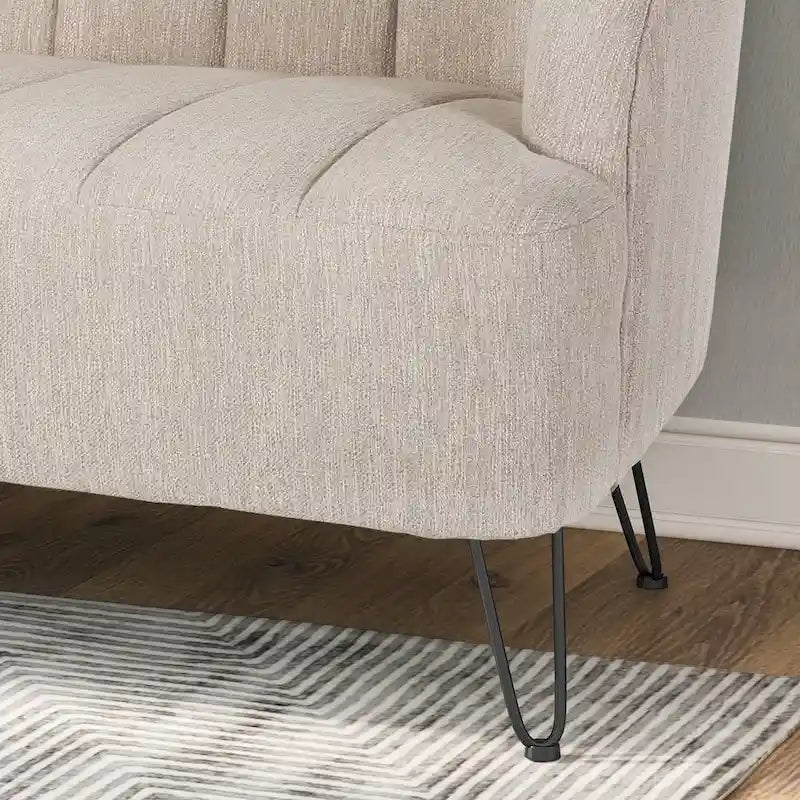 Divanetto moderno in tessuto con gambe a forcina