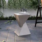 Table d'appoint de patio sablier sculptural LeisureMod Glint, table d'appoint moderne carrée en pierre de fibre pour l'intérieur et l'extérieur pour le salon, le bureau ou le jardin