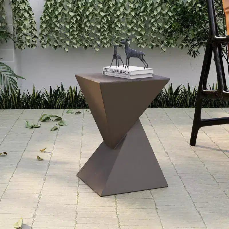 LeisureMod Glint Sculptural Hourglass Patio Side Table, Modern Square Fiberstone Indoor and Outdoor Accent Table for Living Room, Office, or Garden