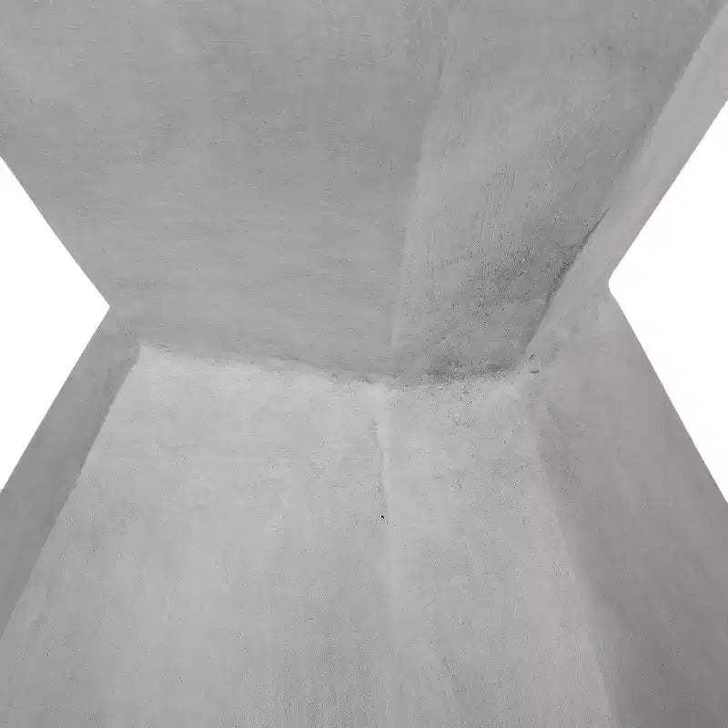 Table d'appoint d'extérieur en béton léger Noyes de GDFStudio, finition béton