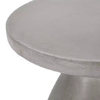 Table d'appoint d'extérieur en béton léger Inkwood de Christopher Knight Home, finition béton