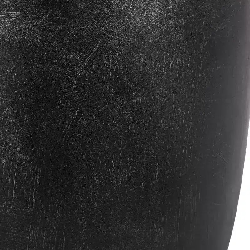 Christopher Knight Home Akin Table d'appoint d'extérieur en béton léger, Noir mat